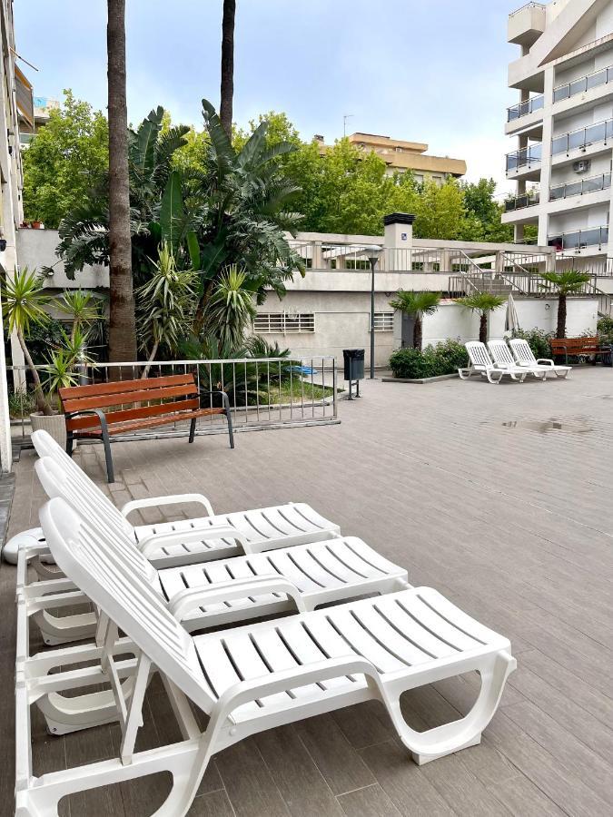 Apartbeach Michelangelo De Luxe Climatizado Y Junto Playa 08 Salou Exterior foto